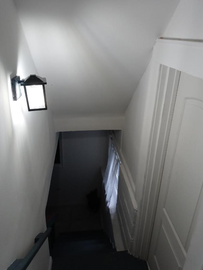 Апартаменти "Cozy Basement Retreat Just 40 Minutes To Nyc!" Ірвінґтон Екстер'єр фото