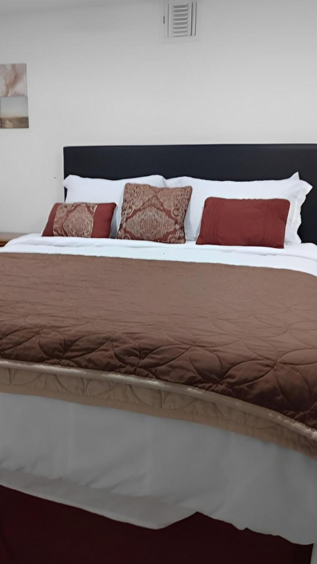 Апартаменти "Cozy Basement Retreat Just 40 Minutes To Nyc!" Ірвінґтон Екстер'єр фото